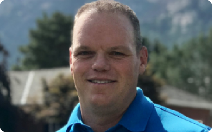 Photographs of Wade and Stephanie, who are sharing their real stories of living with acromegaly